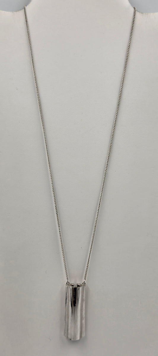 AVON Vintage 1977 21"-23" "Ariane 77" Perfume Holder Necklace