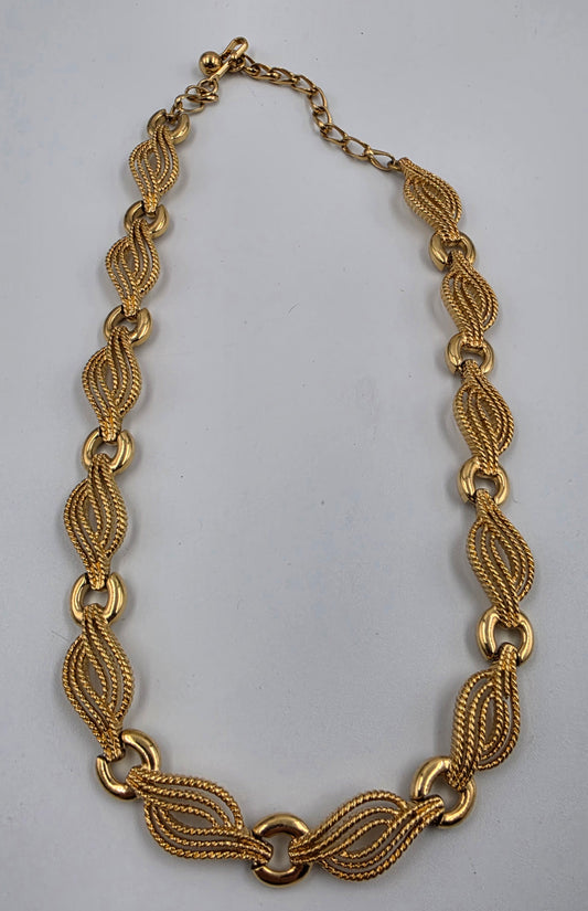 14"-17" Gold Tone Vintage 1960's-70's Choker/Collar Necklace