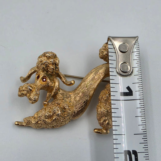 MONET 1.5" Vintage 1960"s-70"s Gold Tone Plated Textured Kneeling Poodle With Red Glass Rhinestone Eyes