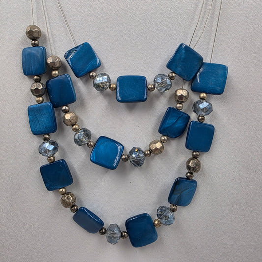 18"-21" Blue Marbled Glass SquareDisk Bead/Blue Smoky Faceted Round Bead Necklace With Matching 1" Earrings