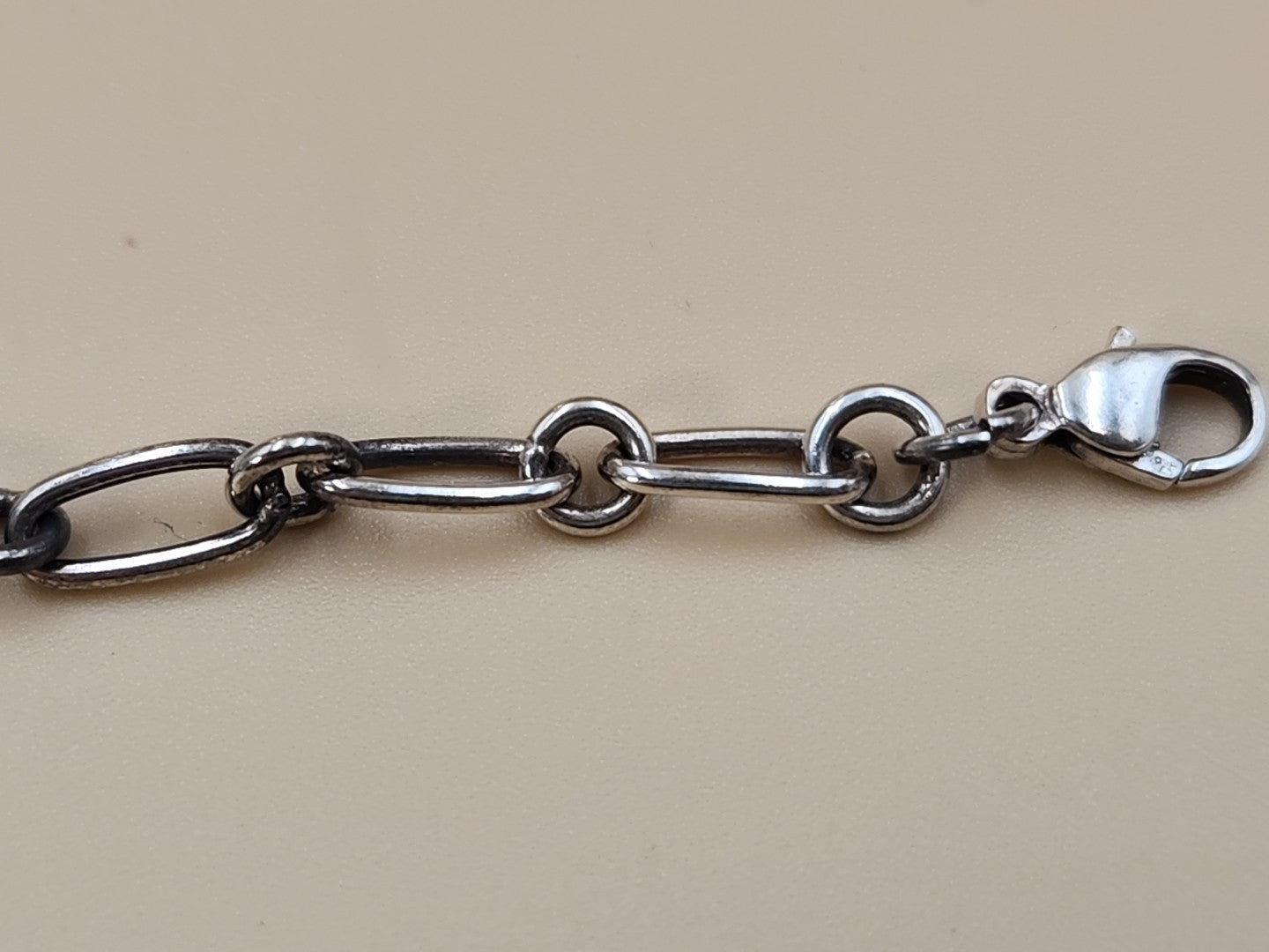 TIFFANY AND CO. 925 Silver Dbl. Dangle Heart 8" Open Link Charm Bracelet