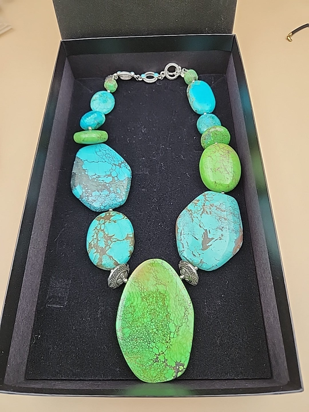 AMY KAHN RUSSELL Original Green & Blue Chunky Turquoise 24" Necklace 9.5 OZ TW