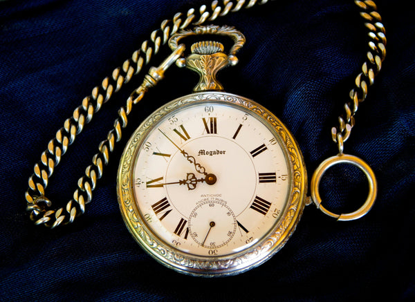 Vintage Watches: What to Look For, Why They Matter, and How to Start Collecting
