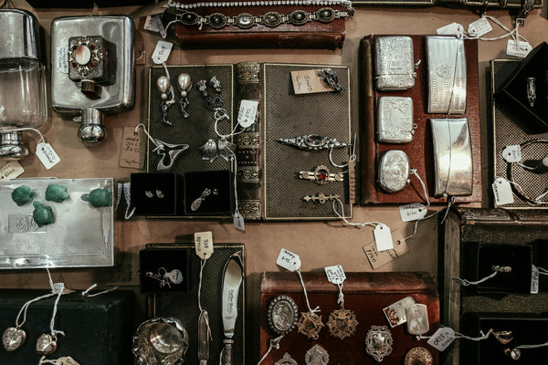 How to Clean and Polish Gold and Silver Jewelry Without Causing Damage