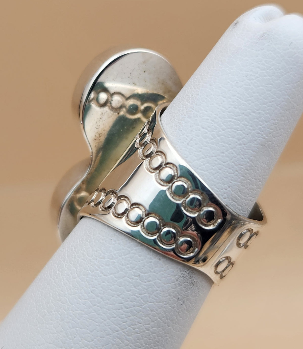 DESERT ROSE TRADING Sterling Silver Fire Agate Cabochon Ring Size 5.75