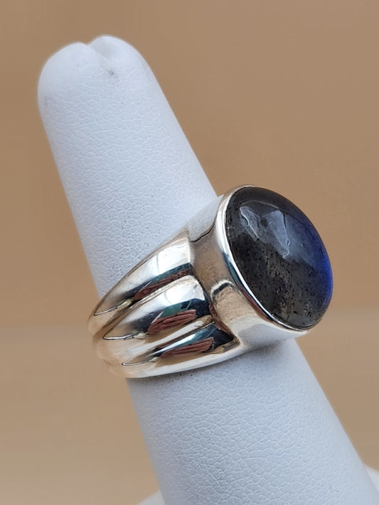 Moonstone Cabochon Sterling Silver Ring Size 5.75