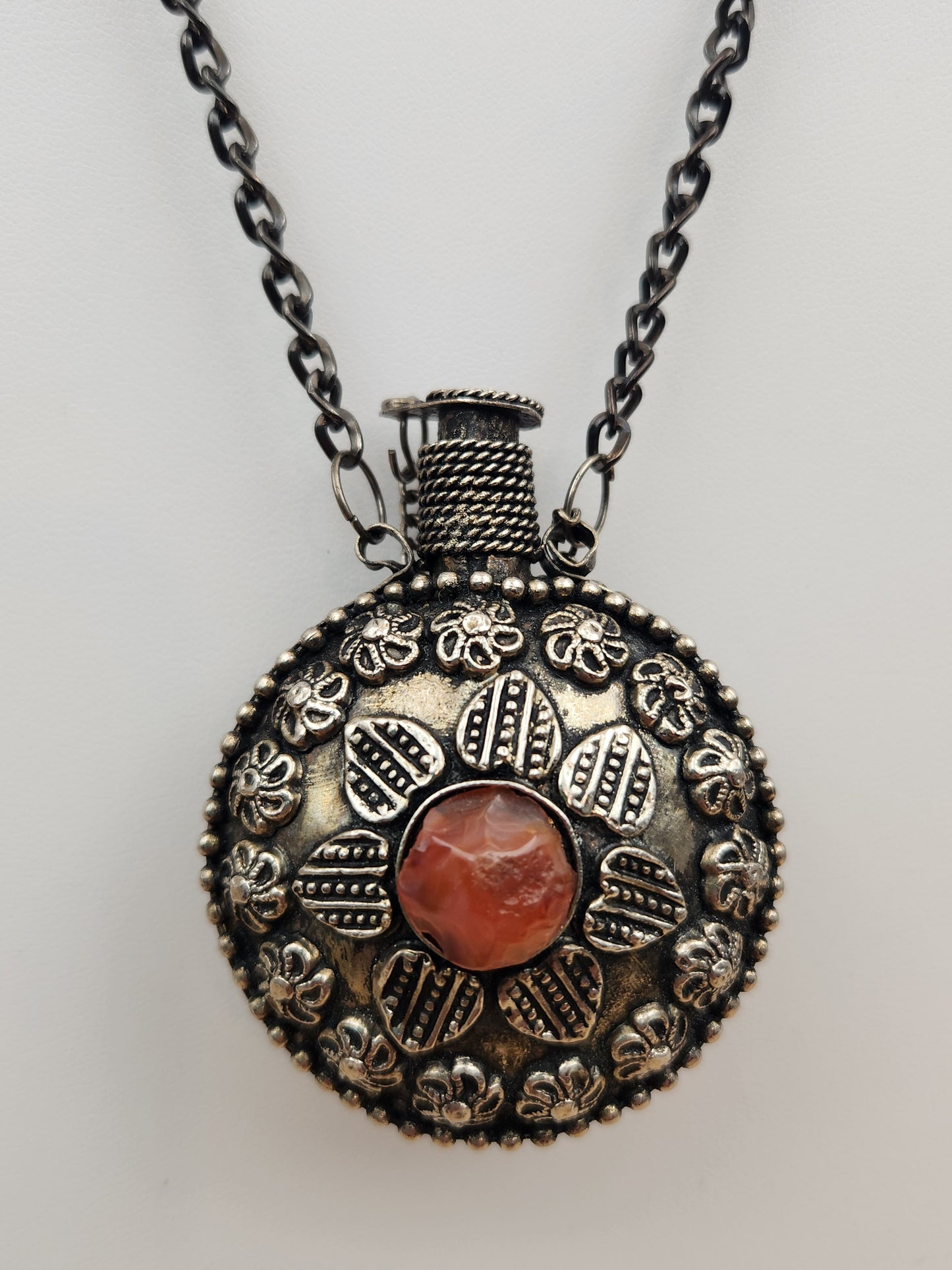Middle Eastern Poison/Snuff/Perfume Bottle/Carnelian Stone 32" Necklace