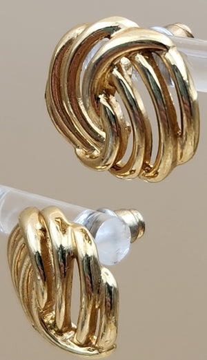 MONET Gold Tone Swirl Ribbed Vintage 80's Stud Earrings