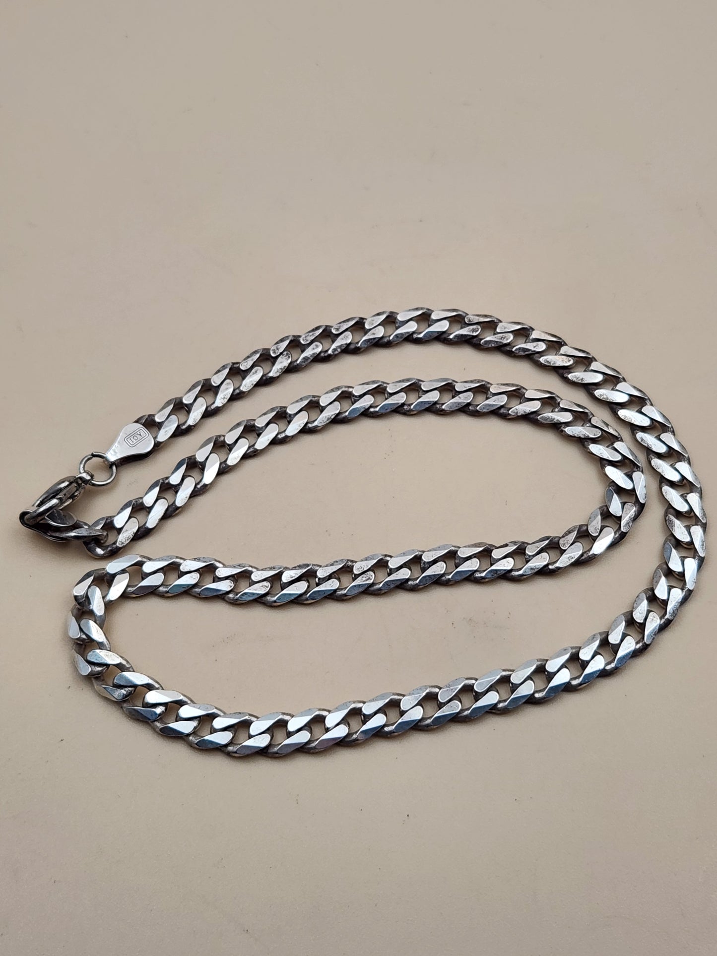 AGI Italian Sterling Silver 18" Cuban/Curb Link 31 gram Necklace