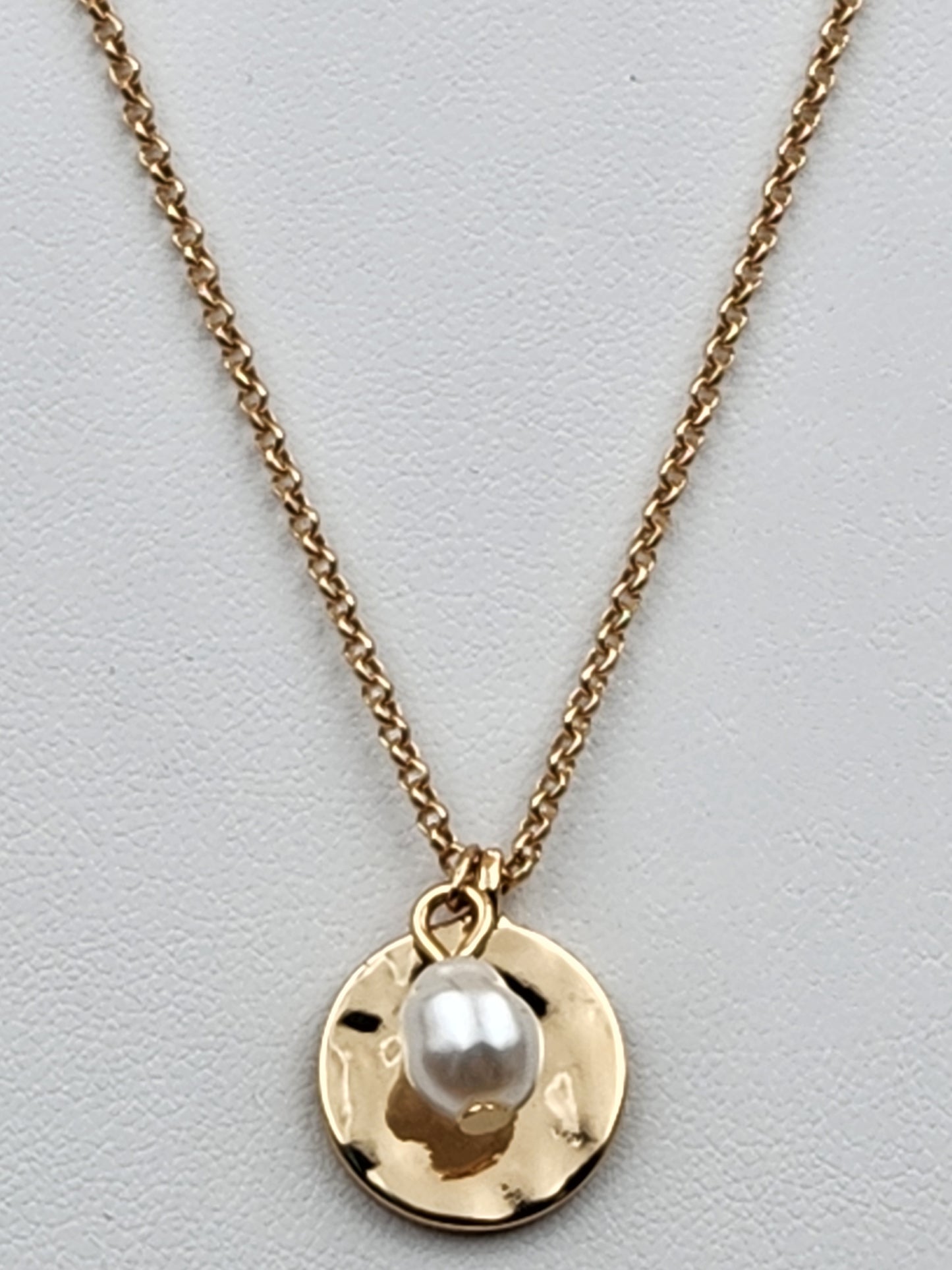 TIME AND TRU Gold Tone disc/Faux Pearl Charms on Gold Tone 18"-22" Necklace