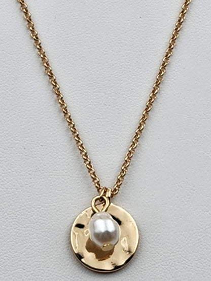 TIME AND TRU Gold Tone disc/Faux Pearl Charms on Gold Tone 18"-22" Necklace