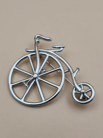 J.J. JONETTE JEWELRY 1988 Vintage High Wheel Bicycle Brooch