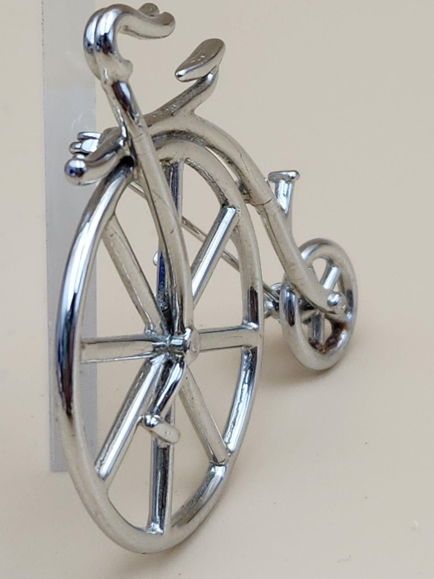 J.J. JONETTE JEWELRY 1988 Vintage High Wheel Bicycle Brooch