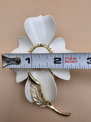 Vintage 1960's-70's White Enamel/Gold Tone 3.5" Brooch