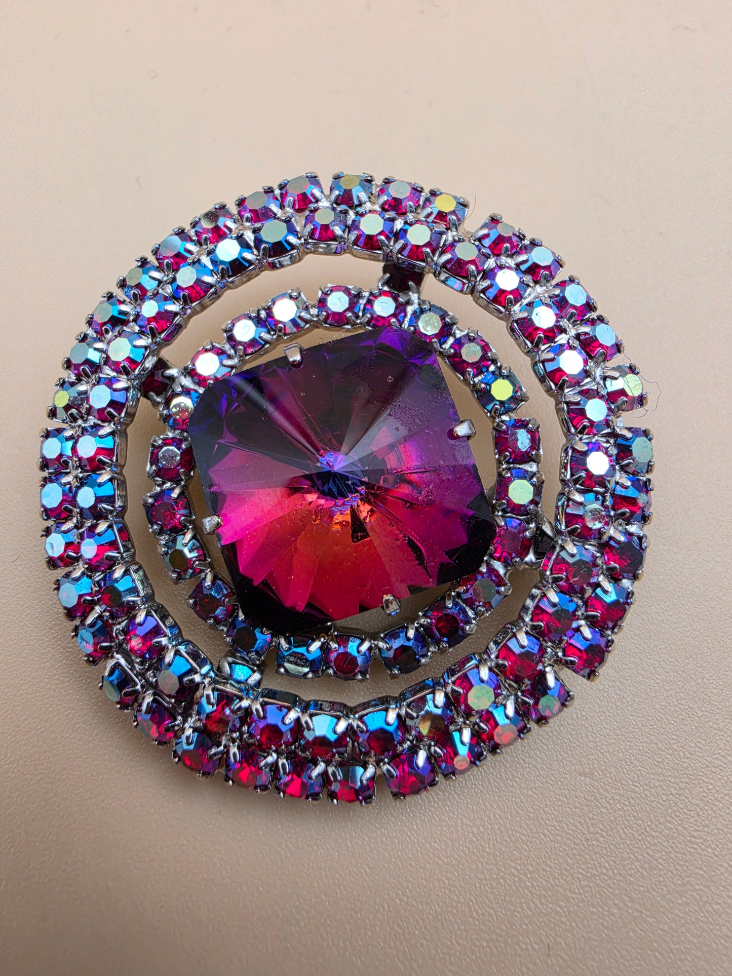Rivoli Crystal/Aurora Borealis Vintage 1950's-60's 1.75" Round Brooch