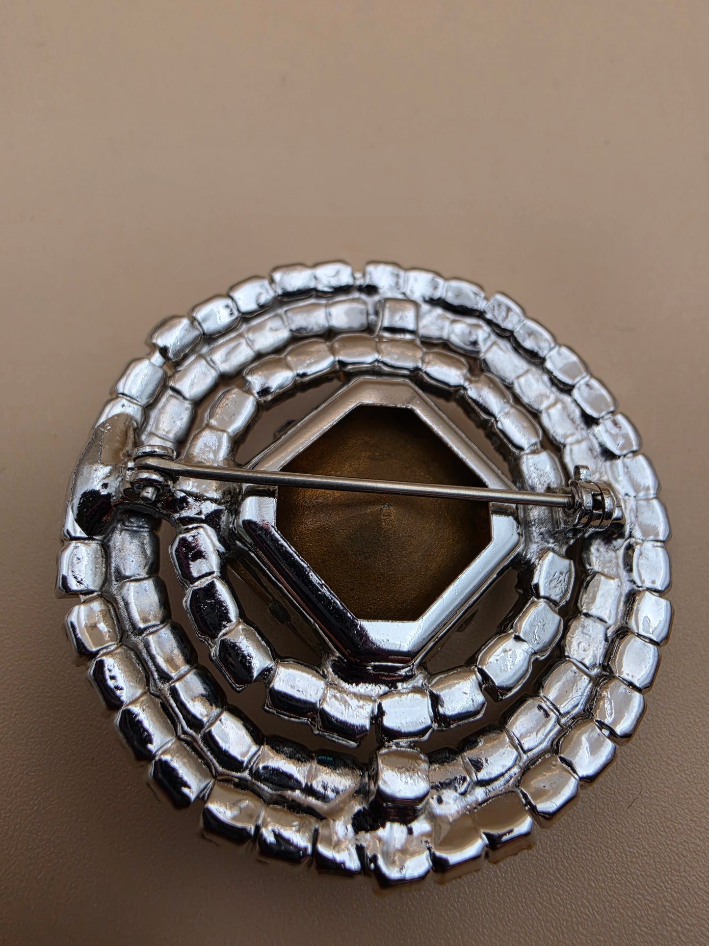 Rivoli Crystal/Aurora Borealis Vintage 1950's-60's 1.75" Round Brooch