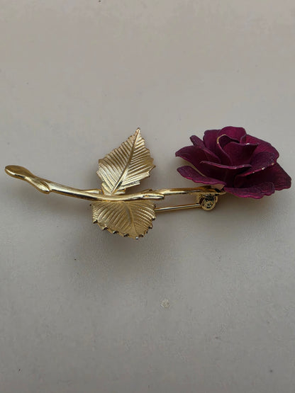 Gold Tone/Red Matte Finish Rose/Textured Leaf Vintage Brooch