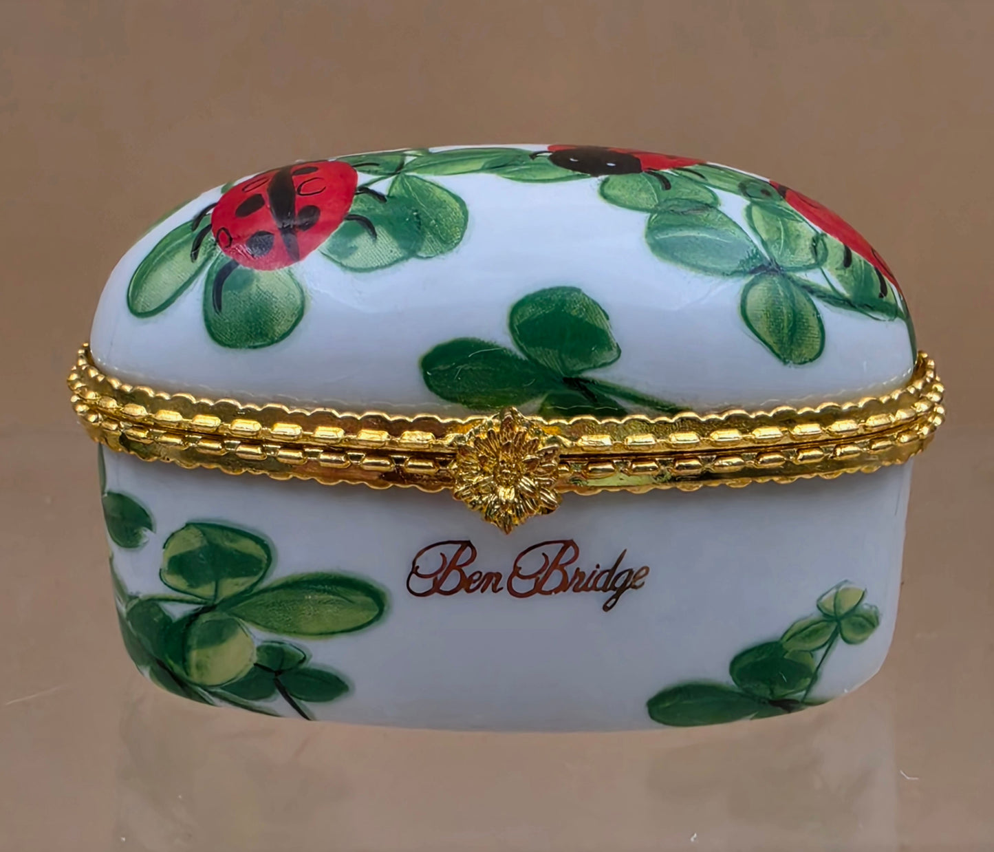 BEN BRIDGE Vintage Limoge Style Porcelain Ladybug Jewelry Box