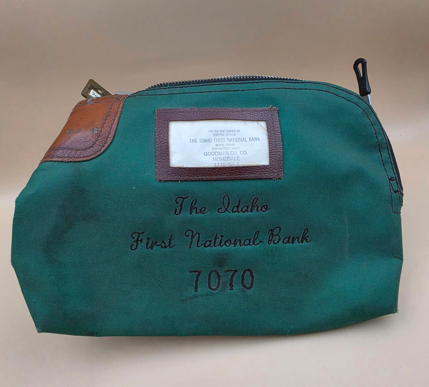 A. RIFKIN CO. The Idaho First National Bank, Boise For Goodman Oil Co. Homedale, Idaho 1960's Locking Bank Bag and Key