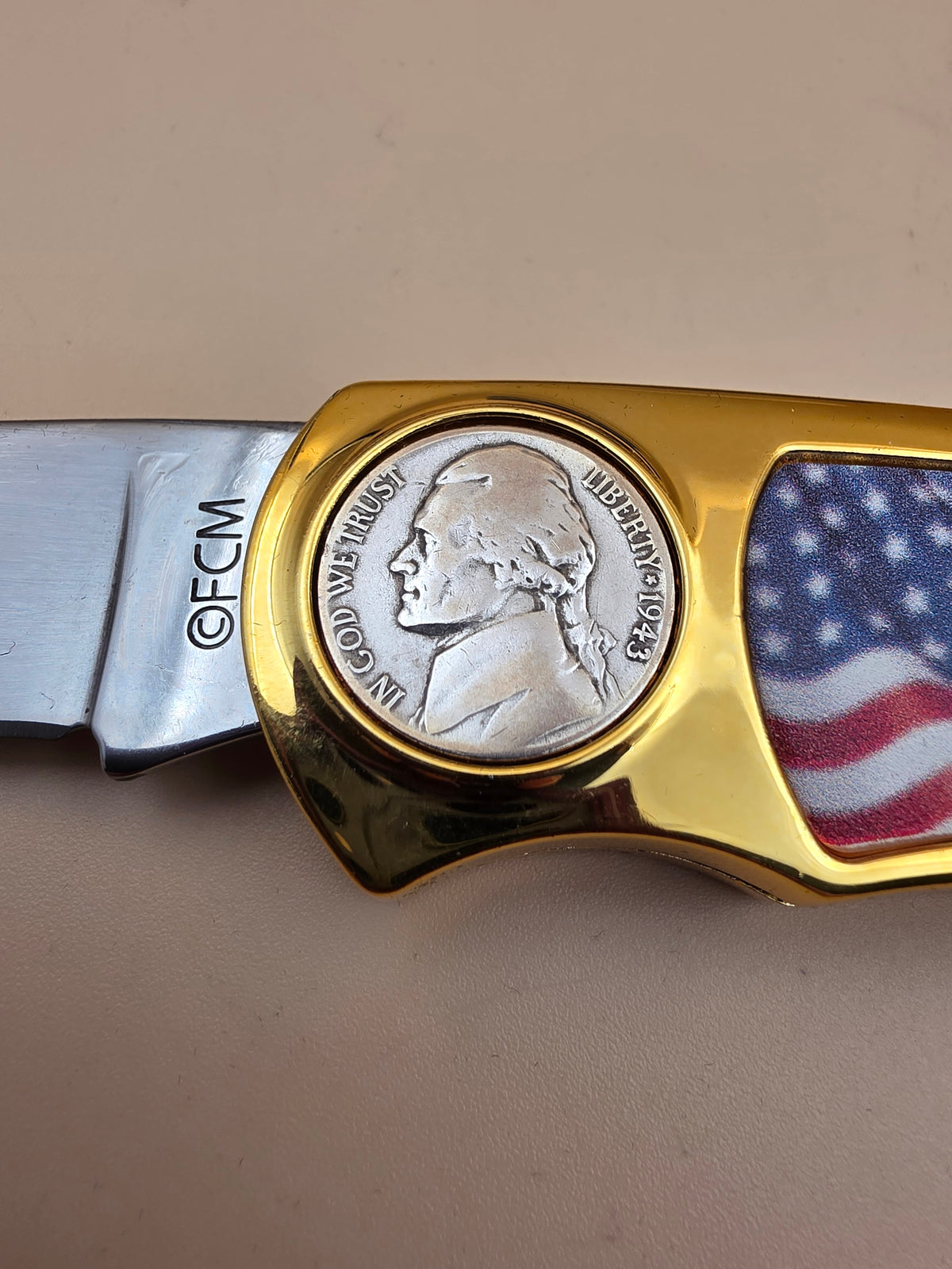 Silver Nickel Collectors WWII Pocket Knife
