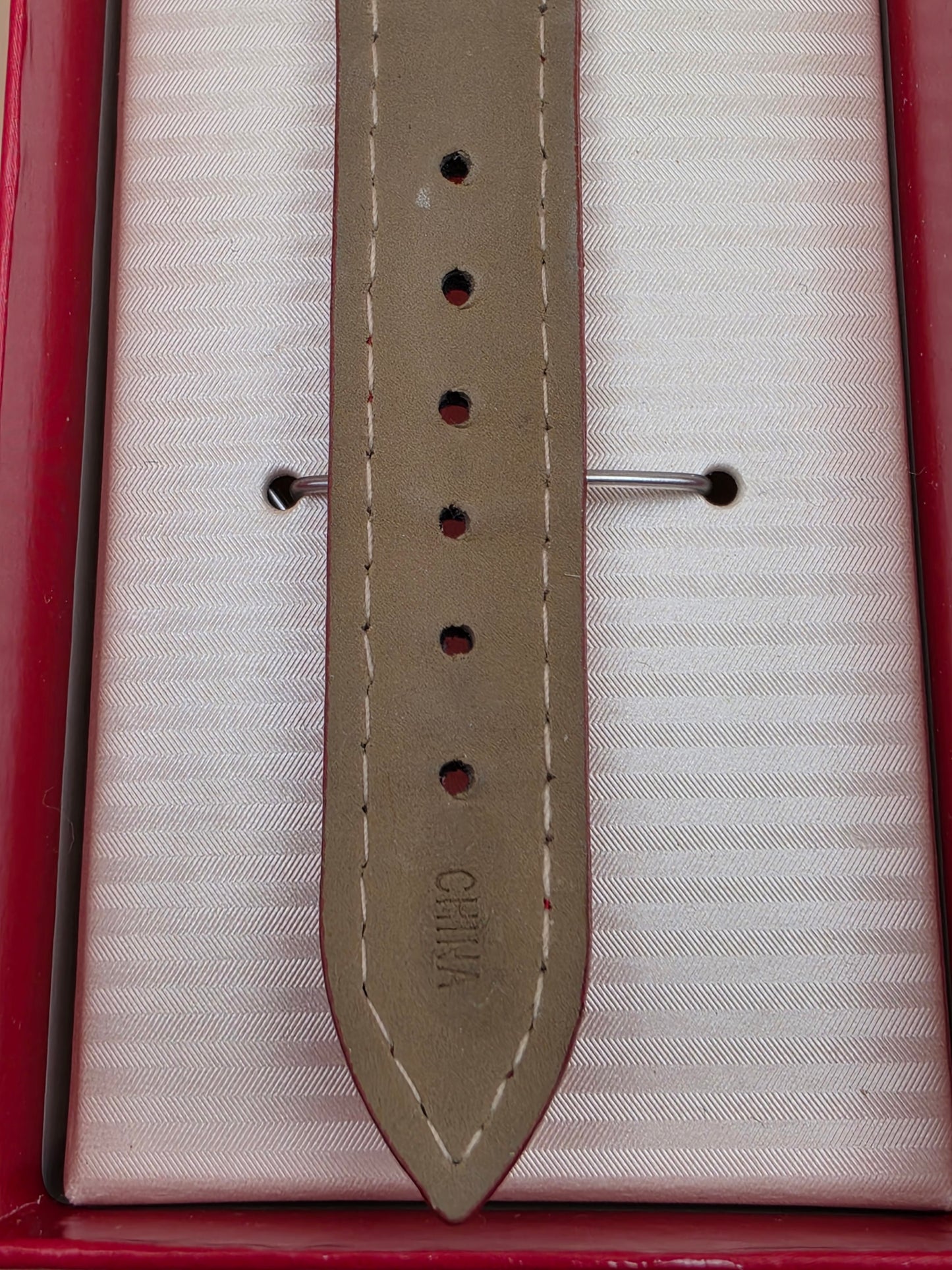 Vintage Santa Claus Festive Novelty Watch With Free Moving Rhinestones in Face