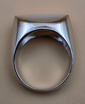 Mother of Pearl/Sterling Silver Vintage Ring Size 6.75