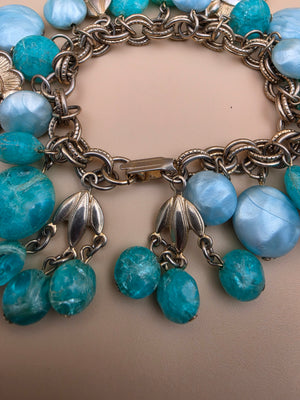 1950's Lucite/Art Glass/Antiqued Gold Tone Stretch Charm Bracelet