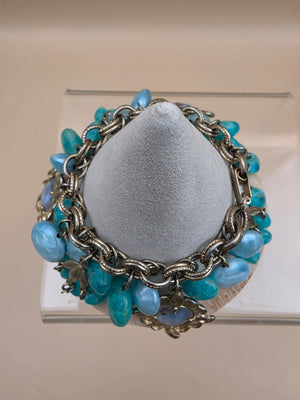 1950's Lucite/Art Glass/Antiqued Gold Tone Stretch Charm Bracelet