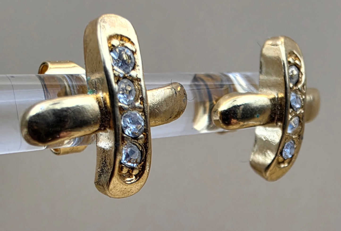AVON X Stud "Sparkle Kiss"Goldtone/Rhinestone Stud Earrings