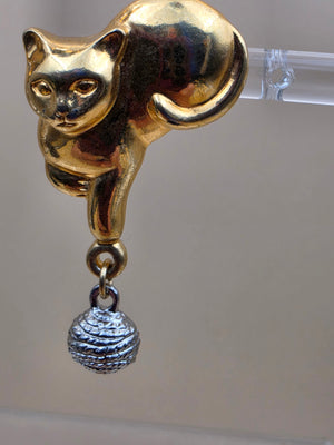 AVON Vintage  1992 "Frolicking Feline " Goldtone Playful Cat with Silvertone Yarn Ball Earrings