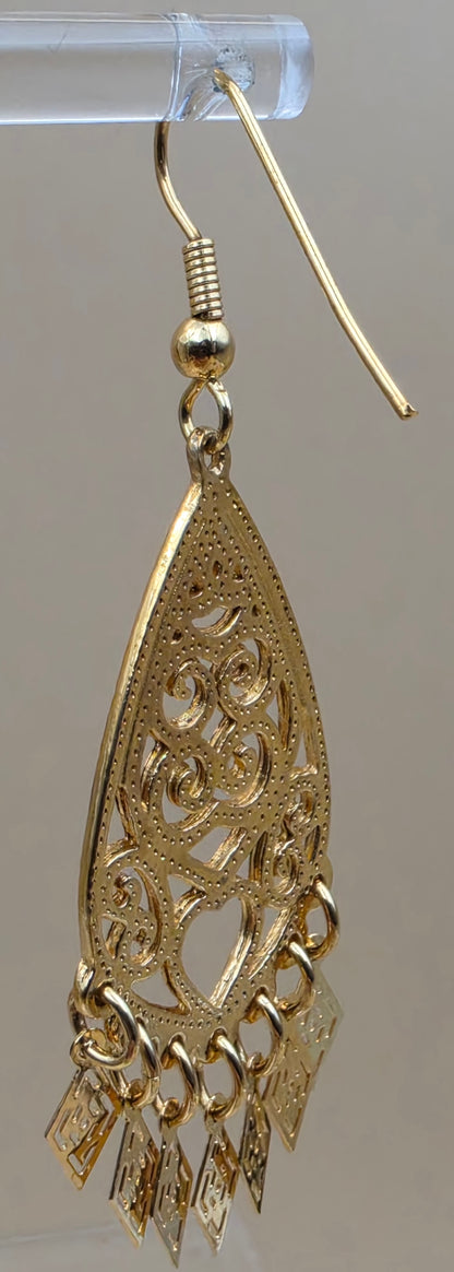 AVON Vintage 1990's "Filagree Fun" Goldtone Openwork Dangle Earrings