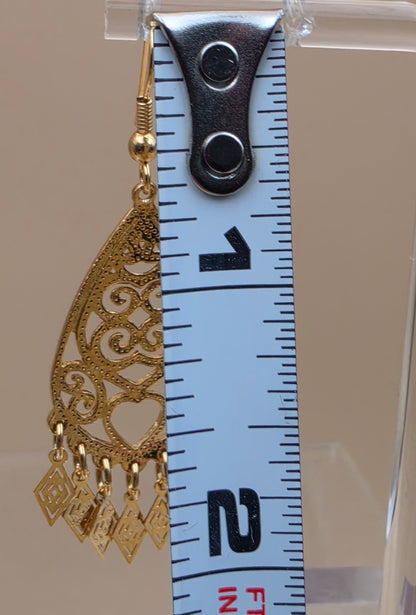 AVON Vintage 1990's "Filagree Fun" Goldtone Openwork Dangle Earrings