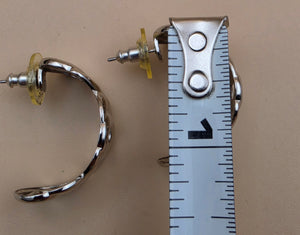 AVON Vintage 1990's "Modern Love Hoops" Silvertone Cutout 1" Half Hoop Earrings