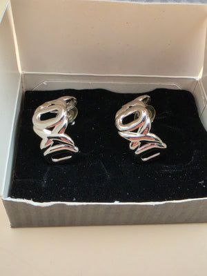 AVON Vintage 1990's "Modern Love Hoops" Silvertone Cutout 1" Half Hoop Earrings