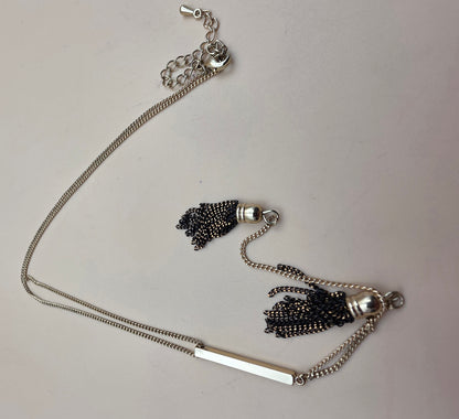 Vintage Gold Tone/Black Chain Tassel/Bolo Style Necklace