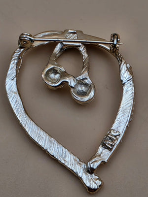 AMERICAN JEWELRY CHAIN CO. Silvertone Stethoscope Vintage Brooch