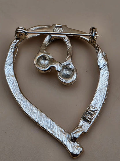 AMERICAN JEWELRY CHAIN CO. Silvertone Stethoscope Vintage Brooch