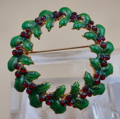 1960's- 1970's Green Enamel/Red Crystal Stones/Goldtone Vintage Christmas Wreath Brooch