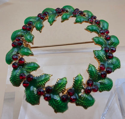 1960's- 1970's Green Enamel/Red Crystal Stones/Goldtone Vintage Christmas Wreath Brooch