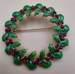 1960's- 1970's Green Enamel/Red Crystal Stones/Goldtone Vintage Christmas Wreath Brooch