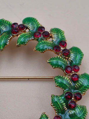 1960's- 1970's Green Enamel/Red Crystal Stones/Goldtone Vintage Christmas Wreath Brooch