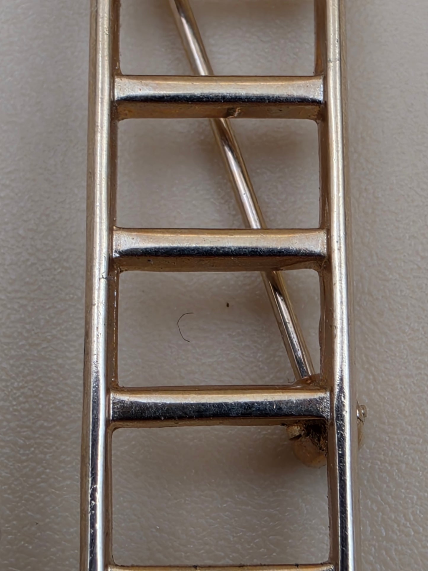 MARY KAY Goldtone "Ladder of Success" Vintage Brooch