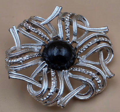 GERRYS Silvertone/Black Cabochon/Vintage Sunburst Design/Textured Ribbon Vintage Brooch