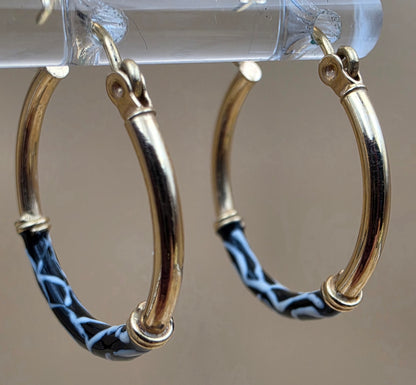 14K /Black/White Enamel 1" Hoop Earrings