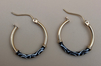 14K /Black/White Enamel 1" Hoop Earrings