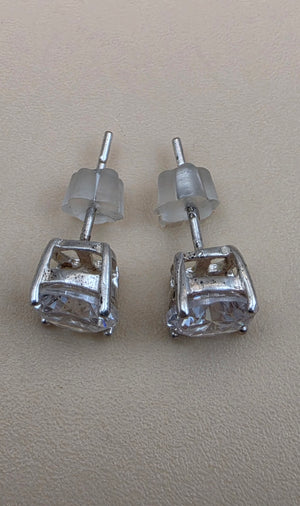 Sterling Silver/Zircon 7mm Stud Earrings