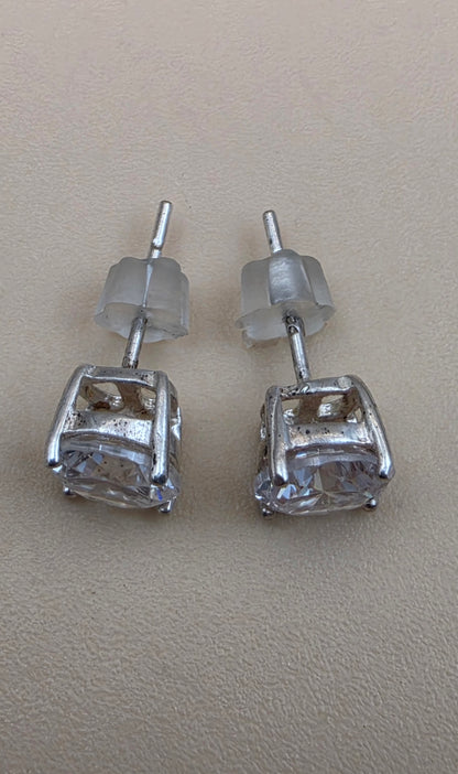 Sterling Silver/Zircon 7mm Stud Earrings