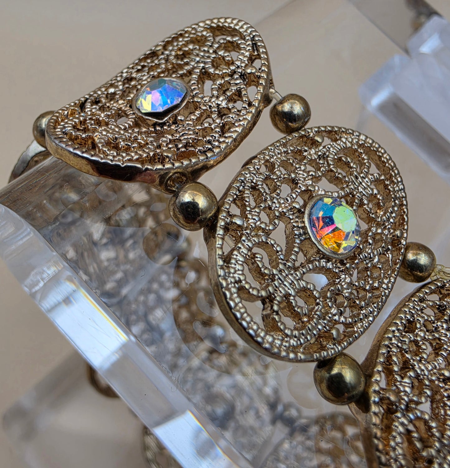 1940's- 1950's Antiqued Goldtone Filagree/Aurora Borealis Vintage Stretch Bracelet