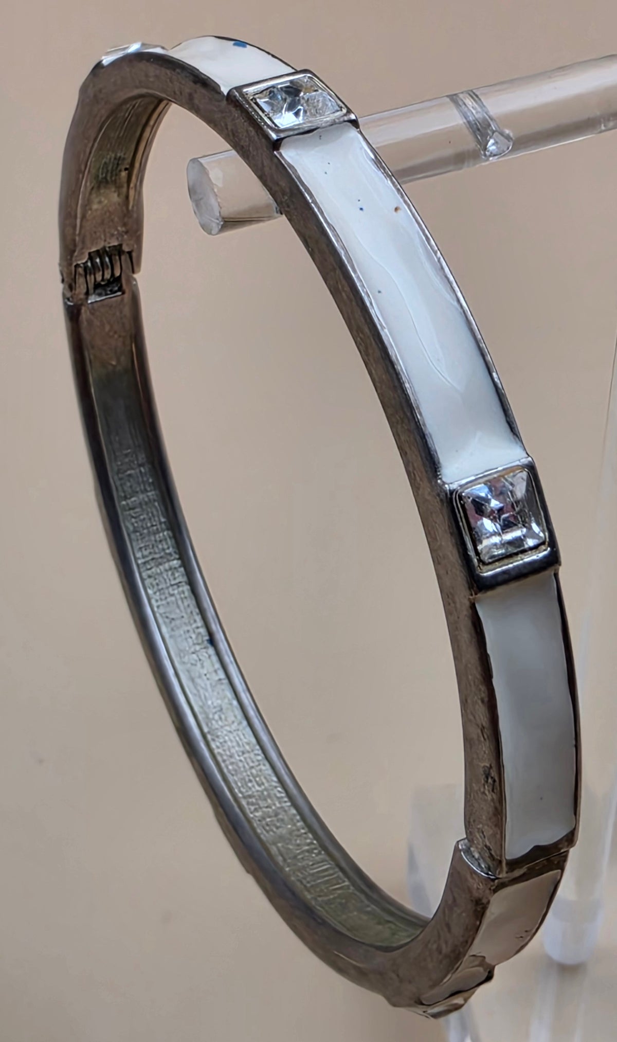 Cream Enamel/Silvertone/Glass Stone 7.5" Bangle Bracelet