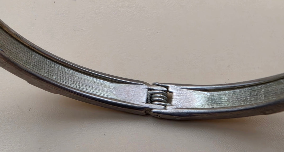 Cream Enamel/Silvertone/Glass Stone 7.5" Bangle Bracelet